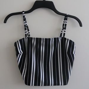 *Thin Strapped Cropped Top*